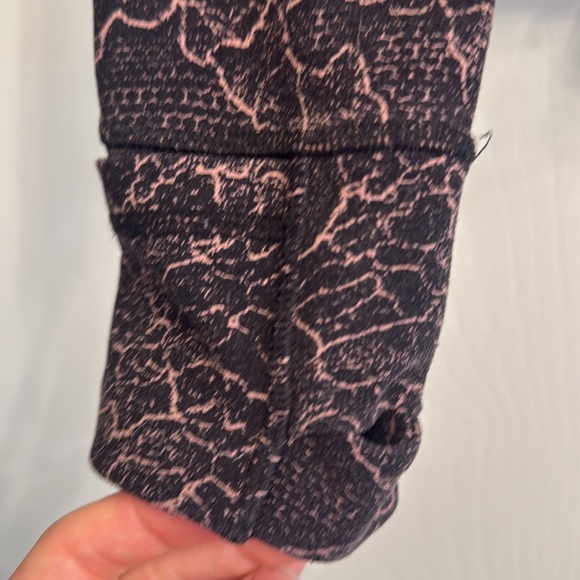 Lululemon define jacket - size 4 - Picture 4 of 7